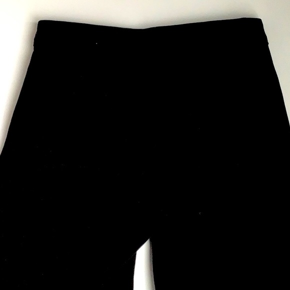 Cropped Black Jeans - Picture 3 of 6